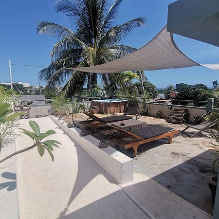 Modern Apartment/3Bedrooms/2Bathrooms/Rooftop/Jacuzzi Pointe aux Sable ภายนอก รูปภาพ