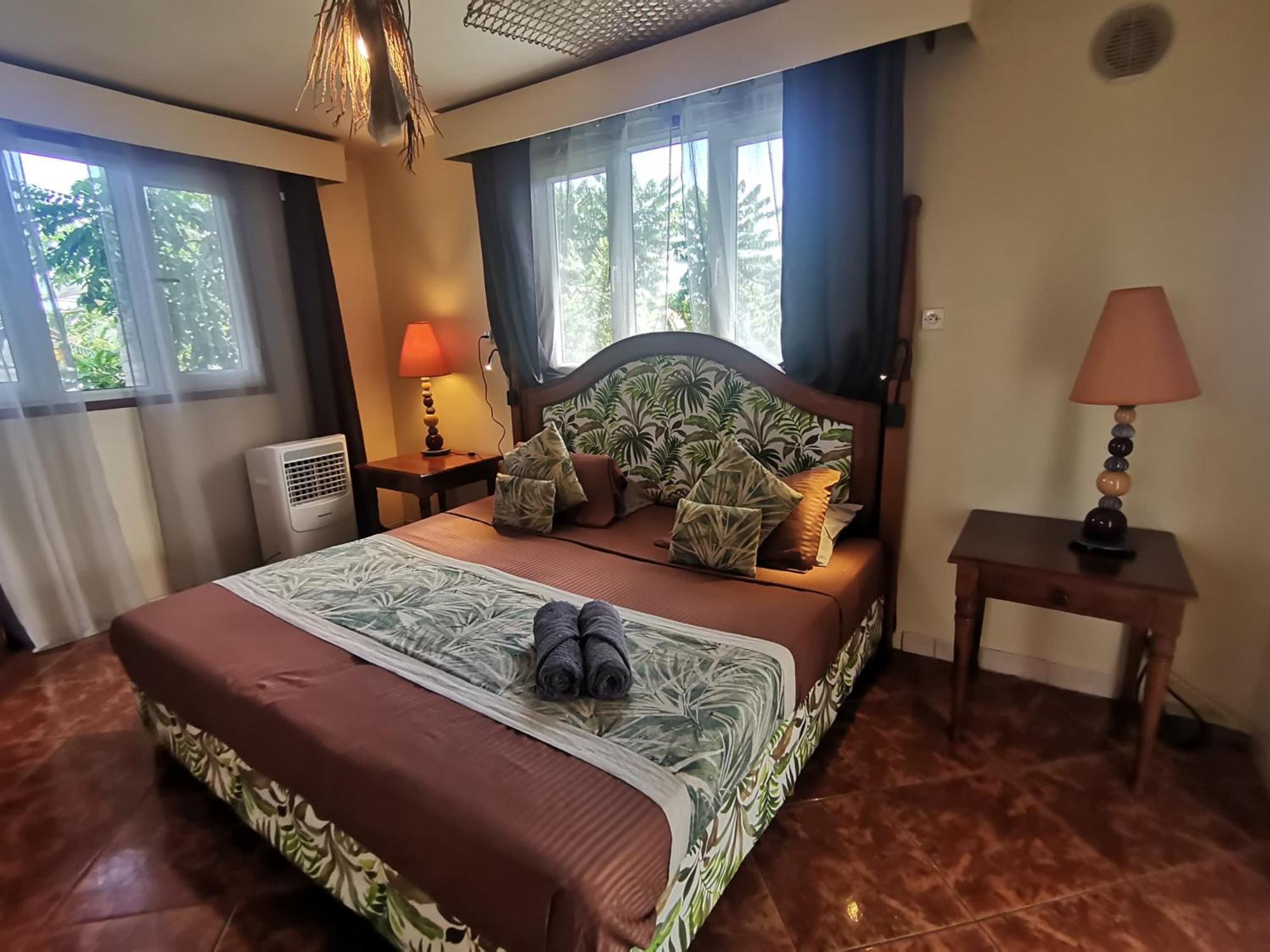 Modern Apartment/3Bedrooms/2Bathrooms/Rooftop/Jacuzzi Pointe aux Sable ภายนอก รูปภาพ