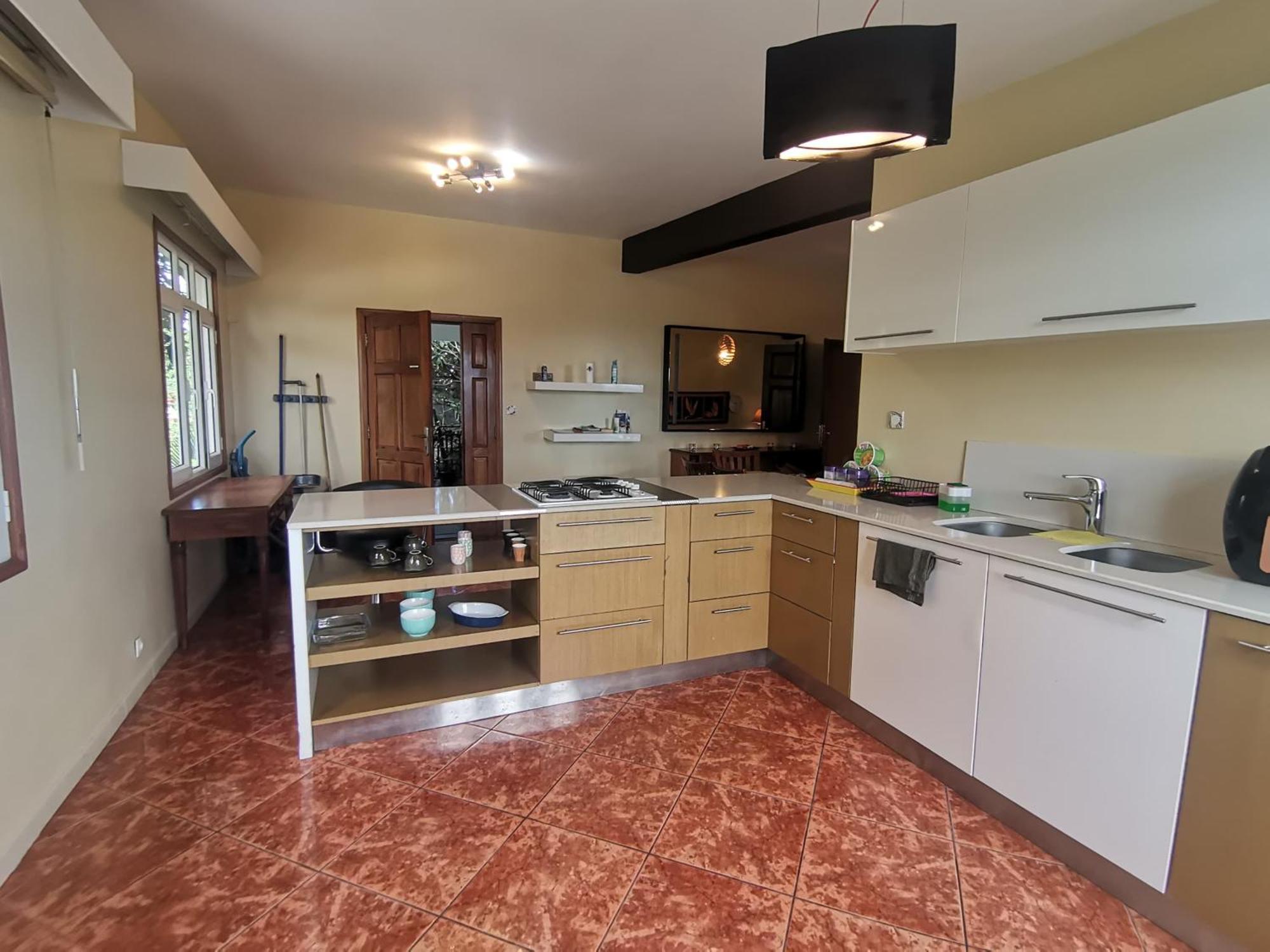 Modern Apartment/3Bedrooms/2Bathrooms/Rooftop/Jacuzzi Pointe aux Sable ภายนอก รูปภาพ