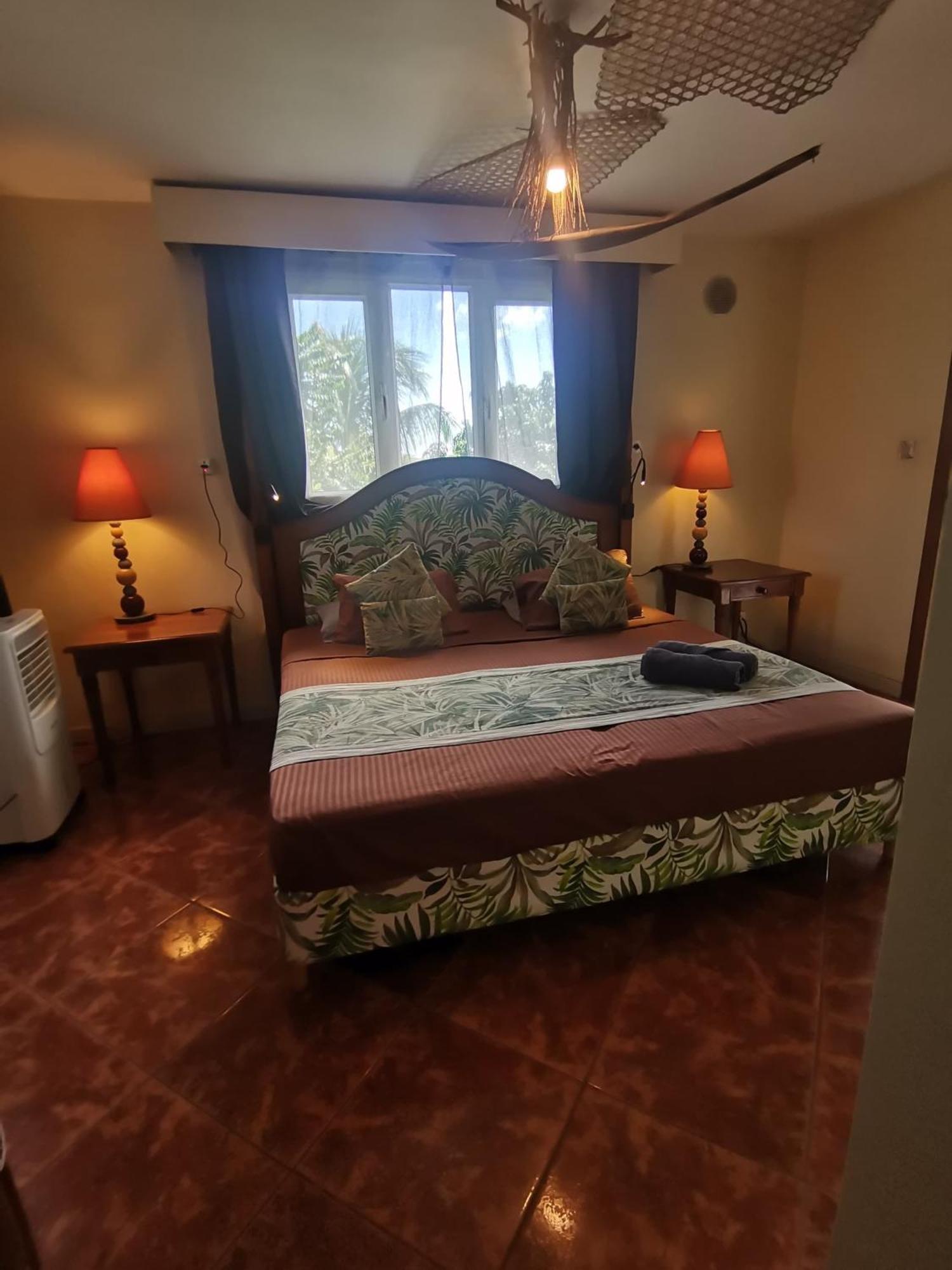 Modern Apartment/3Bedrooms/2Bathrooms/Rooftop/Jacuzzi Pointe aux Sable ภายนอก รูปภาพ